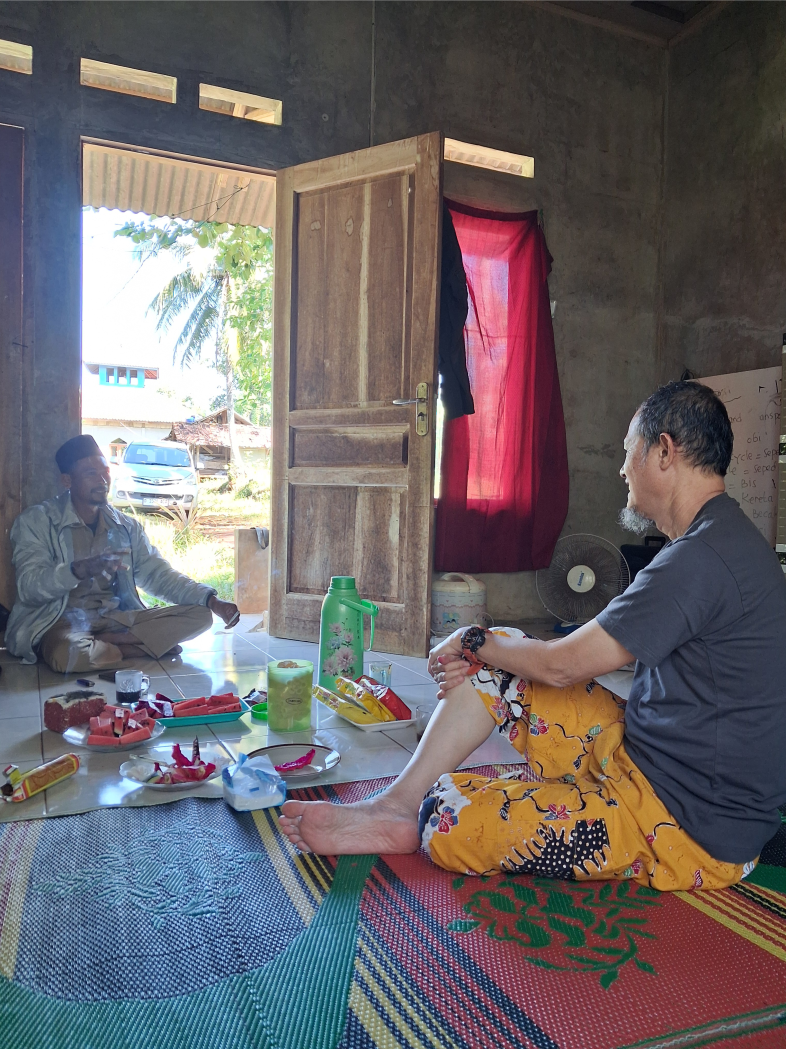 Kunjungan berkala ke Desa Cijayana bersama Ustadz Irwan sebagai simpul LINTASAN untuk memperkuat data, memahami perkembangan, dan mengenali kebutuhan masyarakat.
